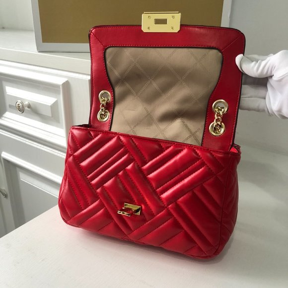 Michael Kors One-shoulder Diagonal Handbag Backpacks display picture 1